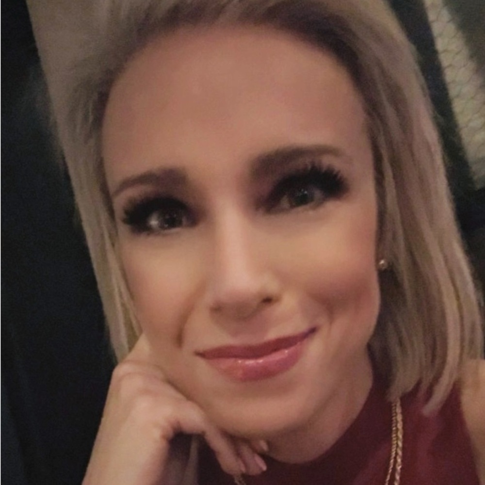 Meet your Posher, Jess.